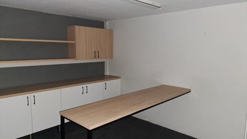 To Let commercial Property for Rent in Newton Park Eastern Cape